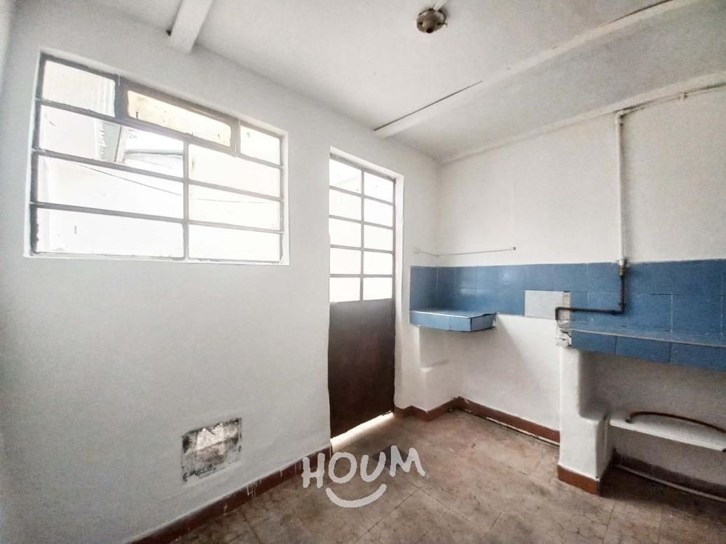 Casa de 7 alcobas en venta en 20 De Julio, Bogotá, 130 m² · foto 9 de 11