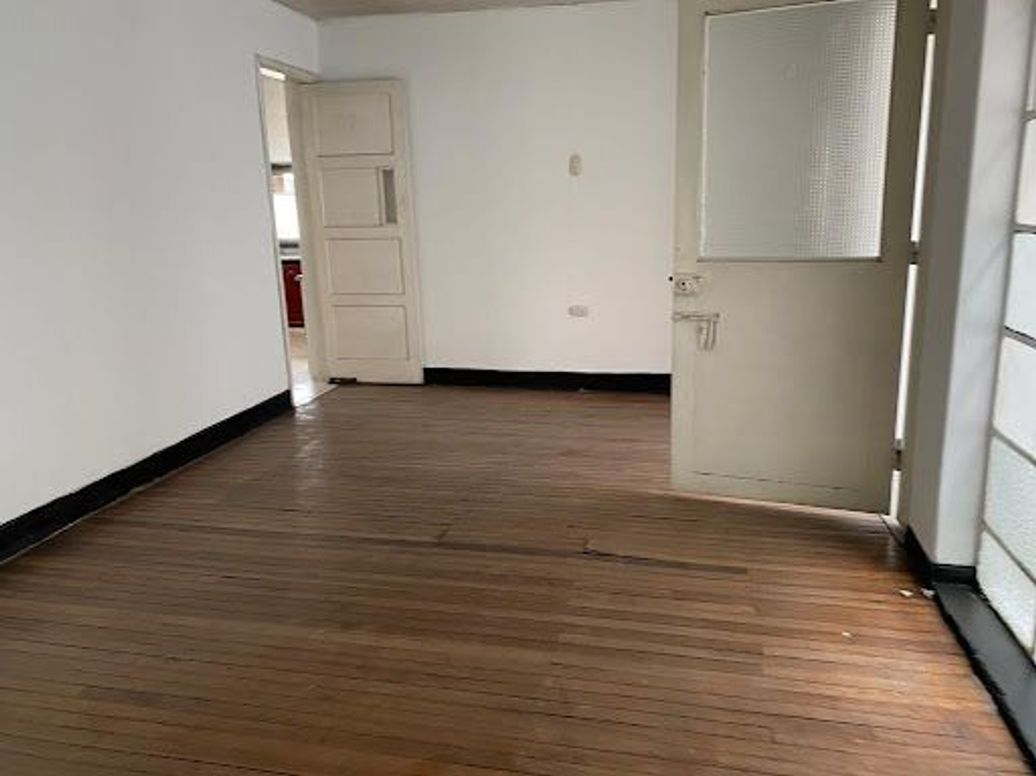 Casa de 9 alcobas en venta en Chapinero, Bogotá, 247 m² · foto 7 de 20