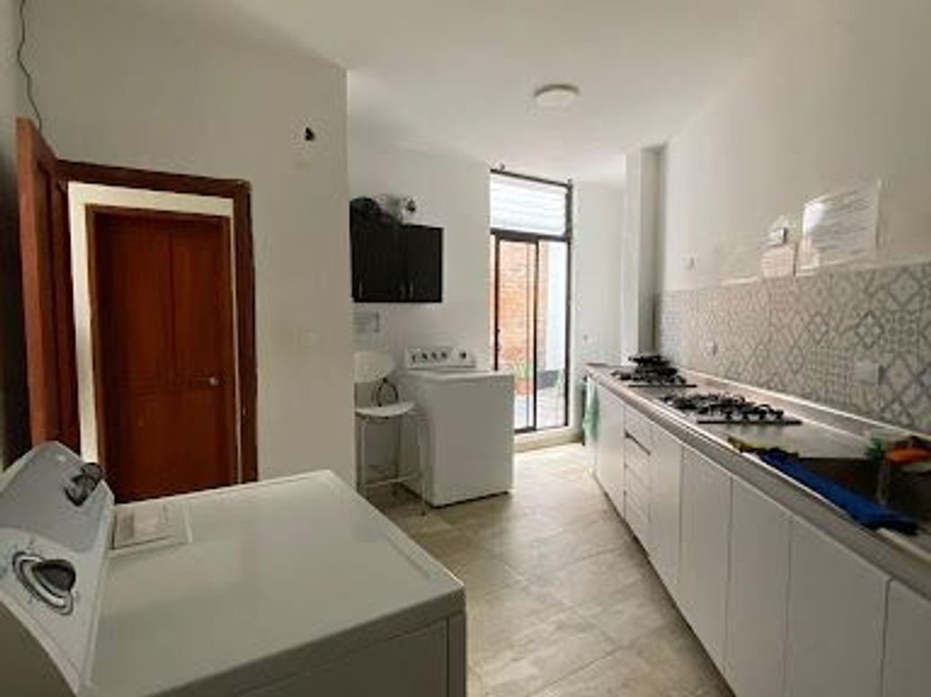 Casa de 6 alcobas en venta en Chapinero, Bogotá, 181 m² · foto 9 de 18
