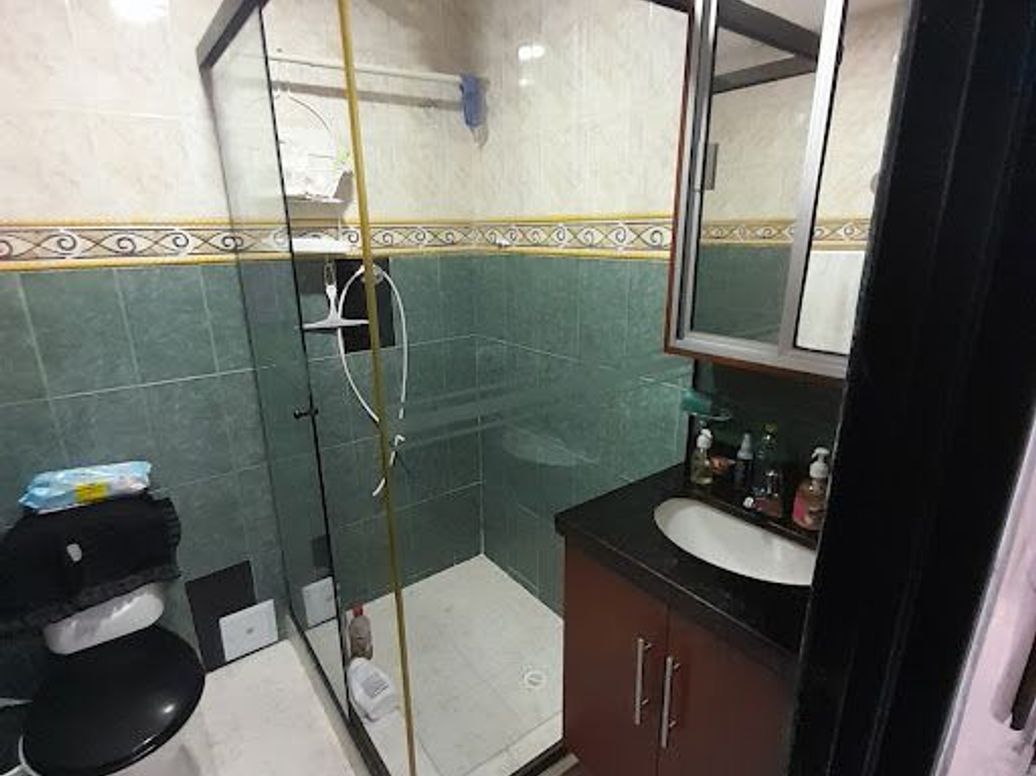 Casa de 6 alcobas en venta en Villa Inés, Bogotá, 288 m² · foto 17 de 19
