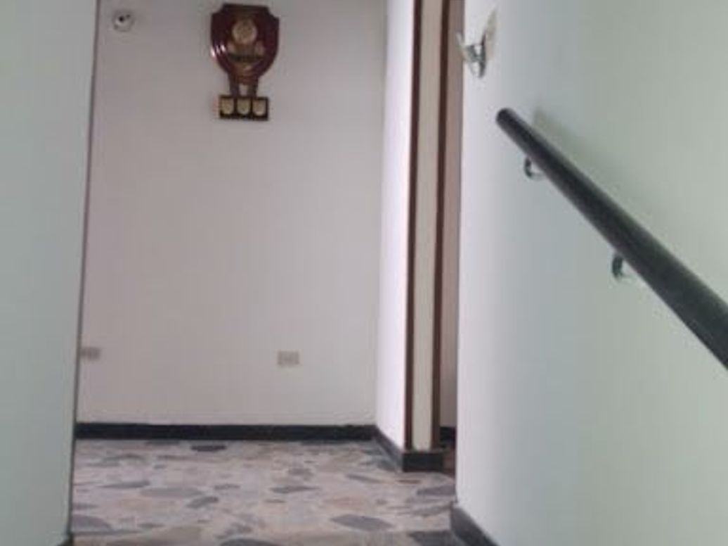 Casa de 9 alcobas en venta en Ciudad Montes, Bogotá, 480 m² · foto 13 de 20