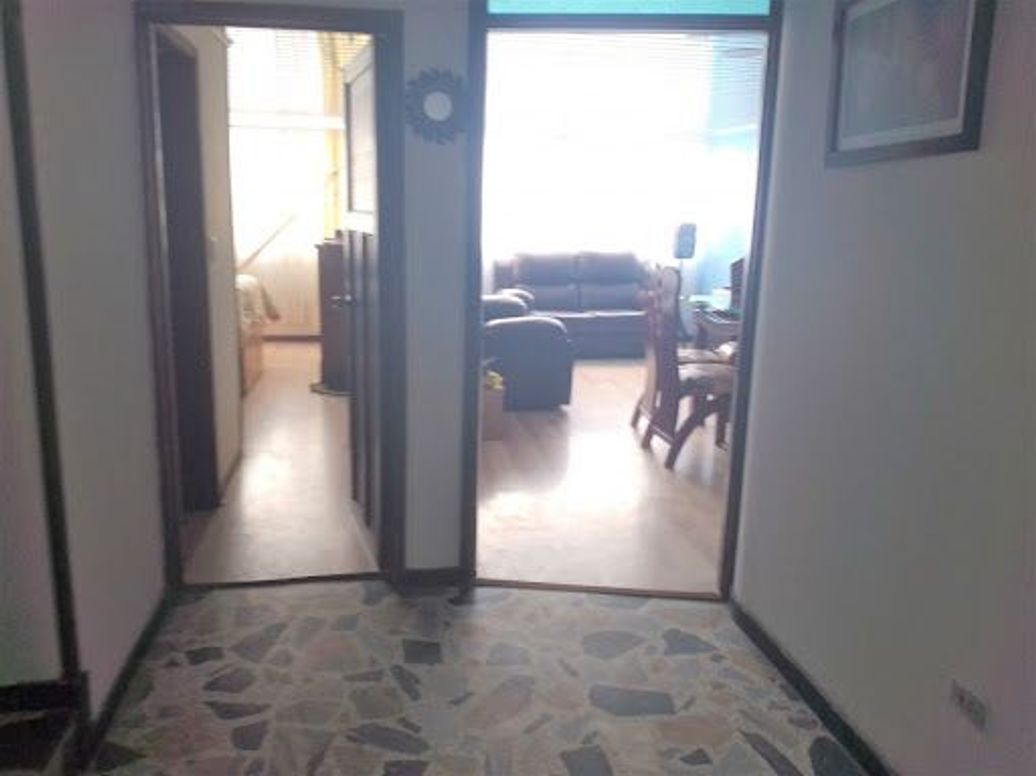 Casa de 9 alcobas en venta en Ciudad Montes, Bogotá, 480 m² · foto 14 de 20