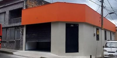 Local Comercial en venta en la Av. 30 De Agosto de Pereira, Cuenta con un área de 100m2, 1 subdivisión interna, 1 baño, Cocineta, Punto de Gas, Tipo Uso de Piso Medio Personas y Almacenamiento ligero. Ideal para inversión ya que se encuentra rentado.