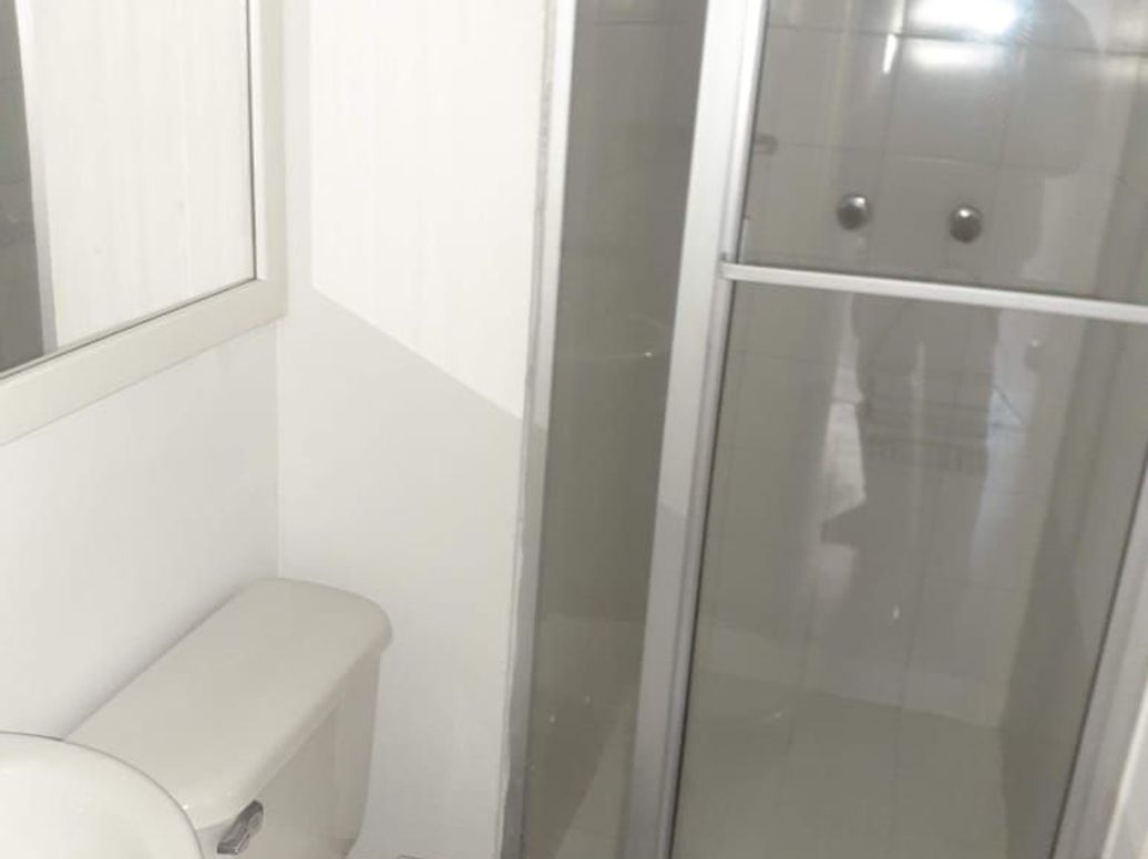 Apartamento de 3 alcobas en venta en Colón, Bogotá, 59 m² · foto 12 de 14