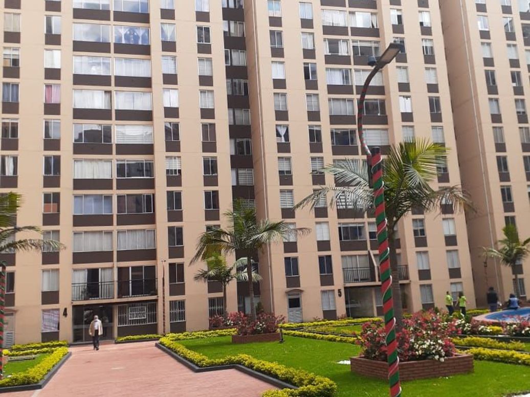 Apartamento de 3 alcobas en venta en Colón, Bogotá, 59 m² · foto 7 de 14