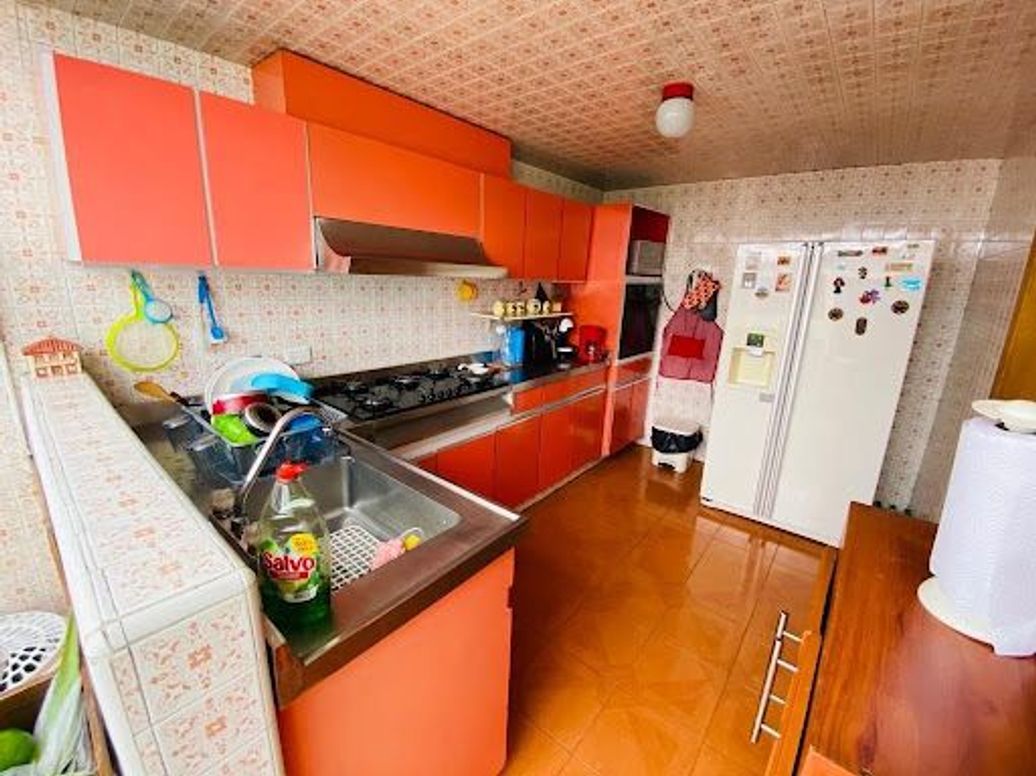 Casa de 4 alcobas en venta en Nueva Autopista, Bogotá, 240 m² · foto 16 de 18