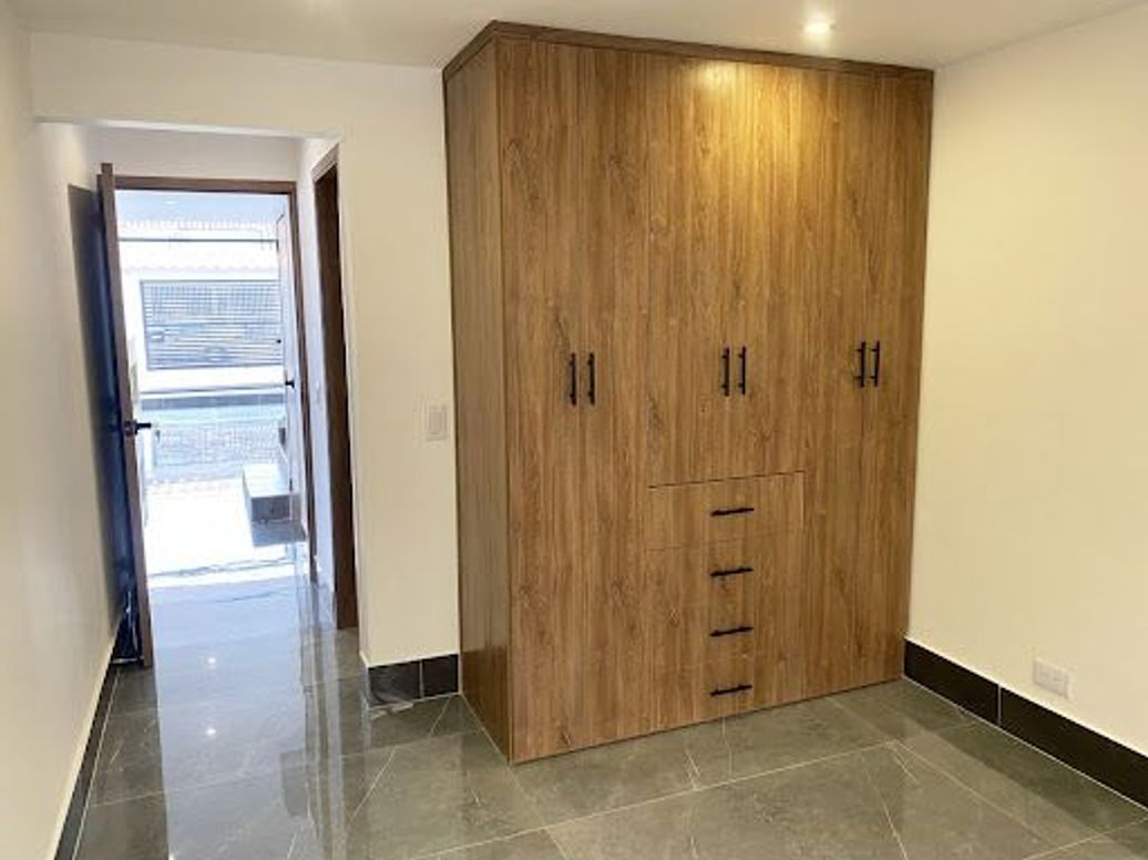 Casa de 5 alcobas en venta en Alhambra, Bogotá, 390 m² · foto 10 de 20