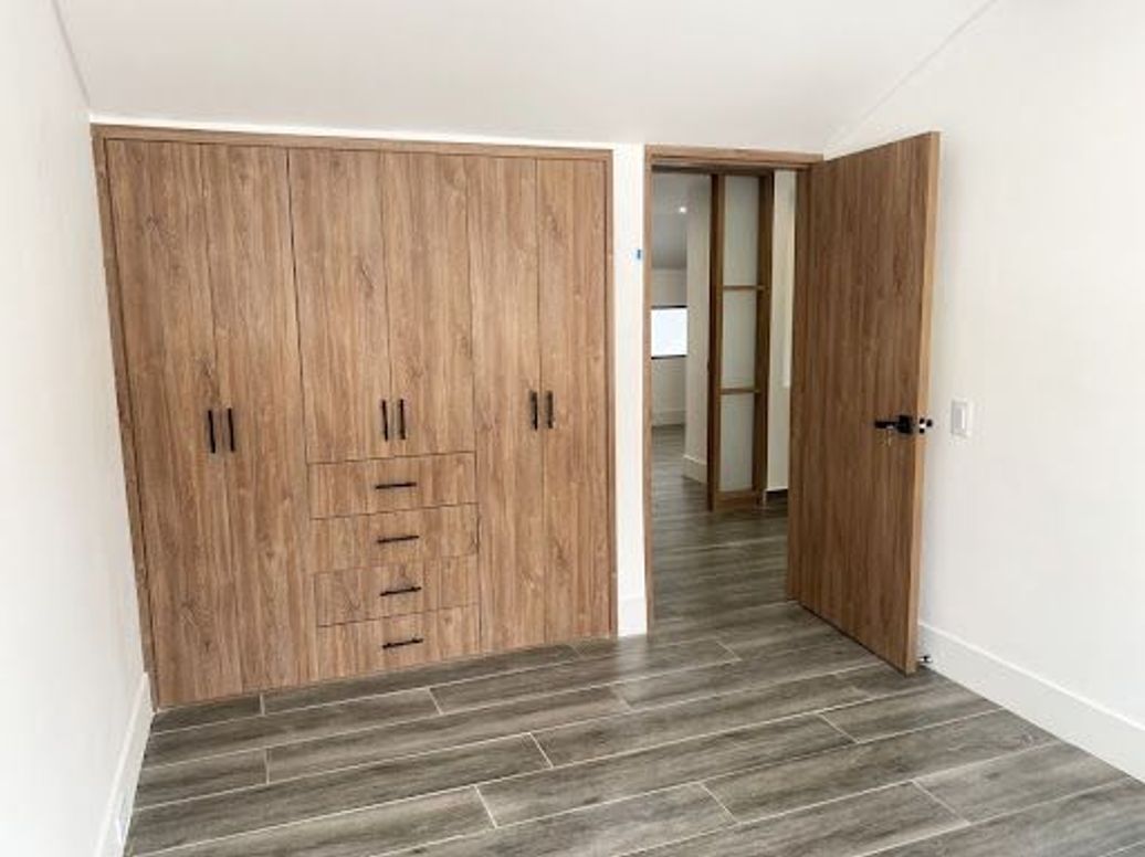 Casa de 5 alcobas en venta en Alhambra, Bogotá, 390 m² · foto 20 de 20