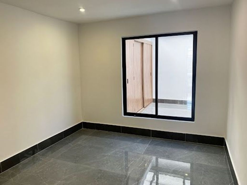 Casa de 5 alcobas en venta en Alhambra, Bogotá, 390 m² · foto 9 de 20