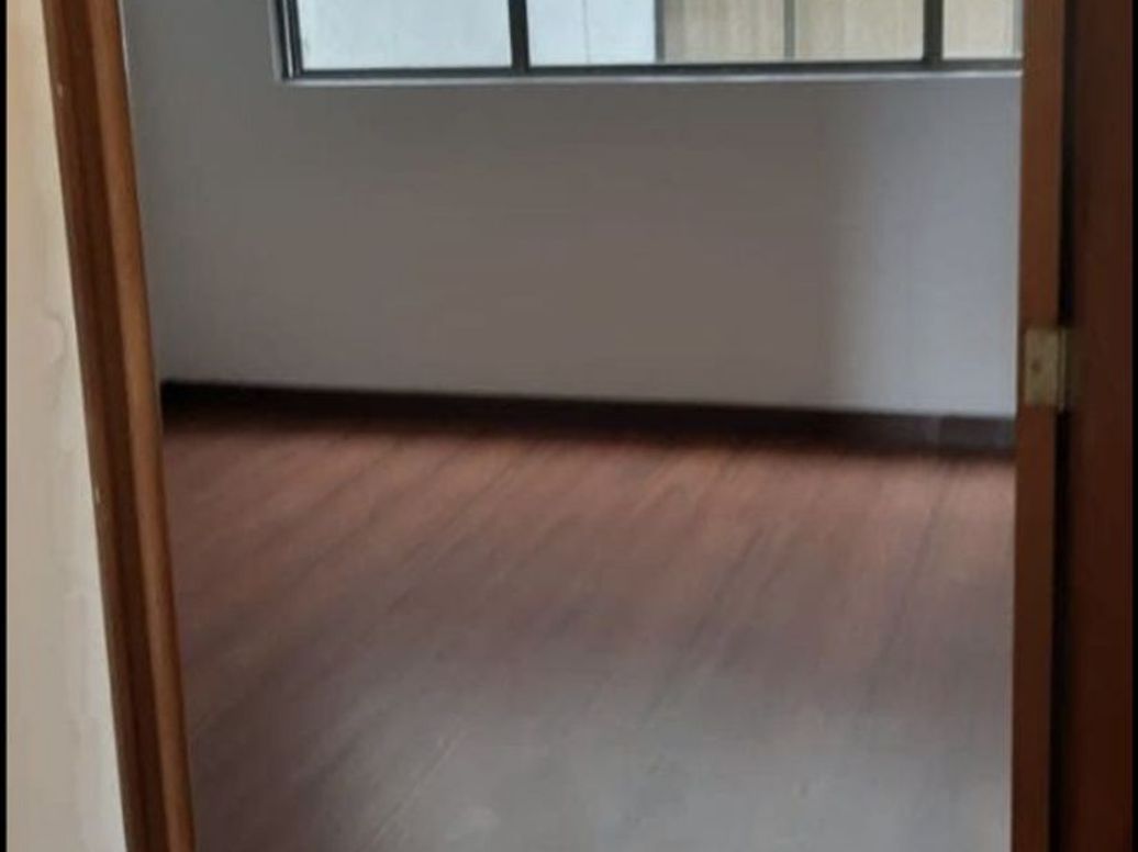 Apartamento de 2 alcobas en venta en Santa Barbara Central, Bogotá, 128 m² · foto 4 de 14