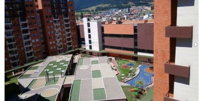 
? Apartamento en Venta – Zipaquirá, Cundinamarca

Este hermoso apartamento, ubicado en la tranquila ciudad de Zipaquirá, es una excelente oportunidad para adquirir tu nuevo hogar. Con 65 m² de área privada, ofrece comodidad, funcionalidad y una excelente distribución.

? Características del Inmueble


 
 Área privada: 65 m²
 
 
 Alcobas: 3 amplias habitaciones con armarios empotrados
 
 
 Baños: 2 completos (uno en la habitación principal)
 
 
 Balcón con vista panorámica
 
 
 Barra estilo americano
 
 
 Hall de alcobas
 
 
 Piso en cerámica / mármol
 


? Comodidades Interiores


 
 Cocina integral moderna
 
 
 Calentador
 
 
 Gas domiciliario
 
 
 Citófono / intercomunicador
 
 
 Zona de lavandería
 
 
 Clósets en cada habitación
 


? Zonas de Bienestar y Recreación


 
 Jacuzzi
 
 
 Sauna
 
 
 Gimnasio
 


?️ Zonas Comunes y Seguridad


 
 Urbanización cerrada
 
 
 Acceso pavimentado
 
 
 Ascensor
 
 
 Parqueadero cubierto 
 
 
 Portería / recepción
 
 
 Vigilancia 24/7
 


Este apartamento combina comodidad, elegancia y seguridad, en una ubicación estratégica en Zipaquirá. ¡Contáctanos hoy y agenda tu visita!

? BigHouse Inmobiliaria
? 3024604001
? 
 


