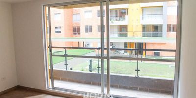 [VEN] ID HOUM: 97119

En Houm te ayudamos de forma fácil y segura. Los beneficios de comprar con nosotros:
    • Te ayudamos a conseguir financiamiento a través de una asesoría personalizada
    • Mediación y seguimiento de todo el proceso
    • Ponemos a tu disposición profesionales en notariado, registro y asesoría jurídica
¡Solo te preocupas de las firmas!

Departamento en venta, ubicado en el barrio Las Villas, con una superficie construida de 65.00 m² y superficie total de 65.00 m². 

Sus principales características son:

    • 3 dormitorios
    • 2 baños
    • Admite mascotas
    • 1 parqueadero
    • Cocina tipo americana
    • Piso 2
    • Año de construcción: 2022
            
Además, el inmueble cuenta con las siguientes amenidades:

    • Salón de eventos
    • Vigilancia 24 hrs
    • Ascensor
    • Zona de juegos
    • Lavandería
    • Zona de asadores

Si compras con nosotros, te brindamos asesoría personalizada durante todo el proceso.
Más que una inmobiliaria, somos Houm.
*Aplican T&C