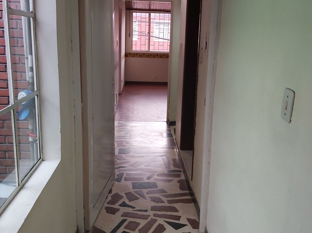 Casa de 4 alcobas en venta en La Libertad, Bogotá, 293 m² · foto 12 de 15