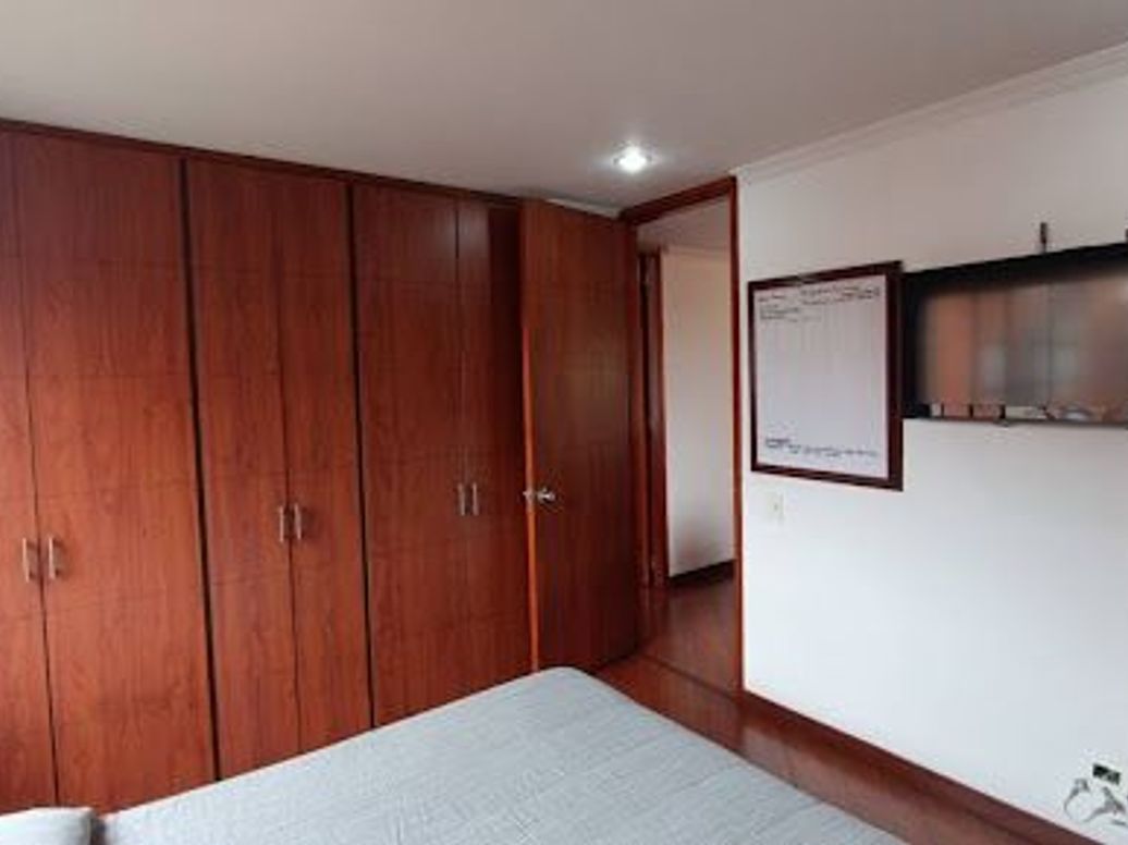 Apartamento de 4 alcobas en venta en Colina Campestre, Bogotá, 194 m² · foto 19 de 20