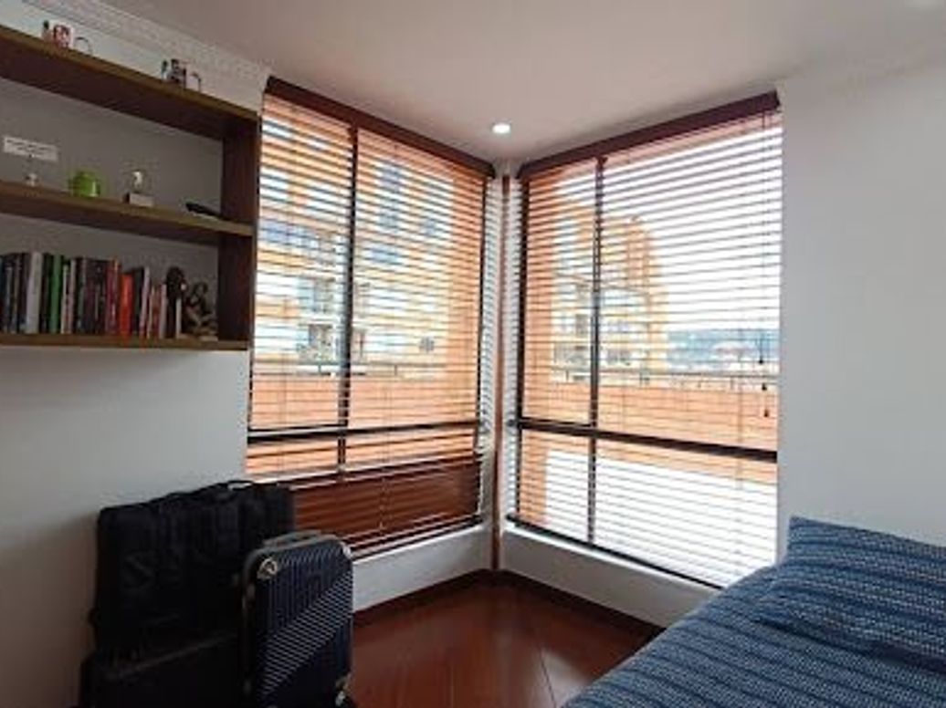 Apartamento de 4 alcobas en venta en Colina Campestre, Bogotá, 194 m² · foto 7 de 20
