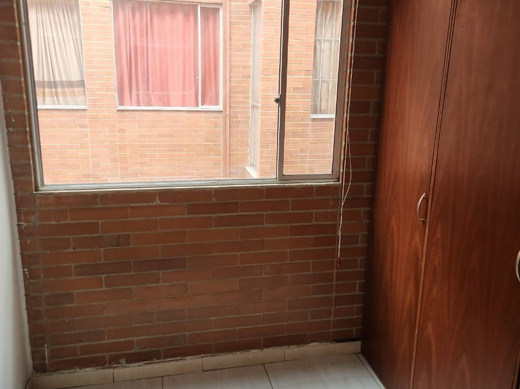 Apartamento de 3 alcobas en venta en Villemar Fontibon, Bogotá, 60 m² · foto 6 de 15