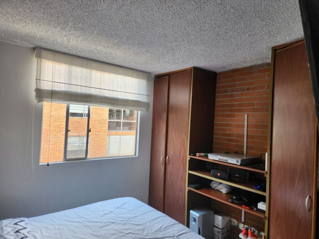 Apartamento de 3 alcobas en venta en Villemar Fontibon, Bogotá, 60 m² · foto 5 de 15