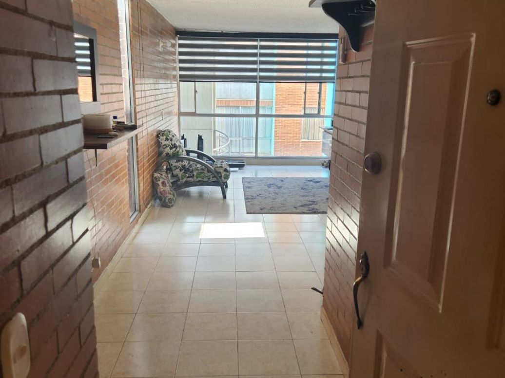 Apartamento de 3 alcobas en venta en Villemar Fontibon, Bogotá, 60 m² · foto 14 de 15