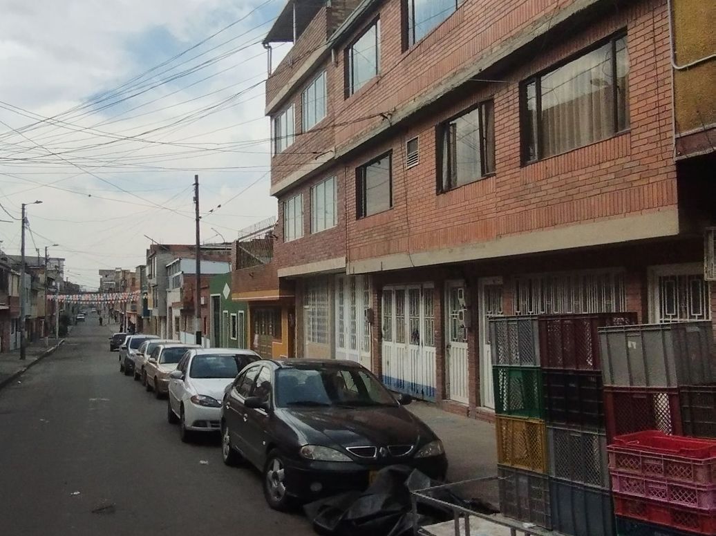Casa en venta en El Carmen, Bogotá · foto 7 de 20