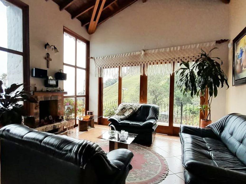 Casa en Arriendo en El Escobero, Envigado, Envigado en El Escobero