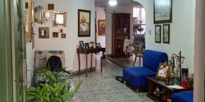 Vende Integridad, inmobiliaria experta en administración y arrendamientos de apartamentos, casas, locales, bodegas y oficinas, Medellín y toda el área Metropolitana.
