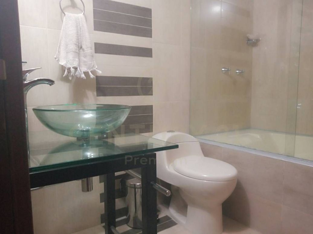 Casa de 6 alcobas en venta en Los Monjes, Bogotá, 360 m² · foto 14 de 18