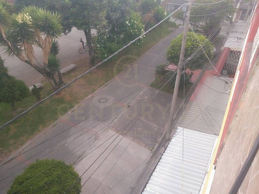 Casa de 6 alcobas en venta en Los Monjes, Bogotá, 360 m² · foto 3 de 18
