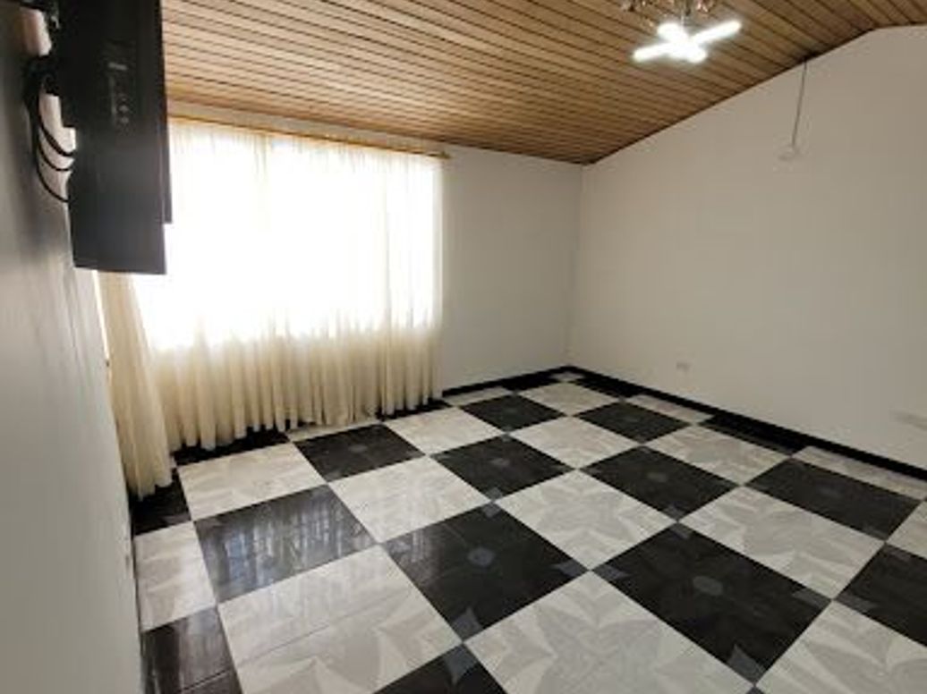 Casa en arriendo en Santa Barbara Central, Bogotá · foto 5 de 20