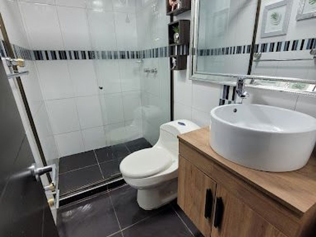 Casa en arriendo en Santa Barbara Central, Bogotá · foto 10 de 20