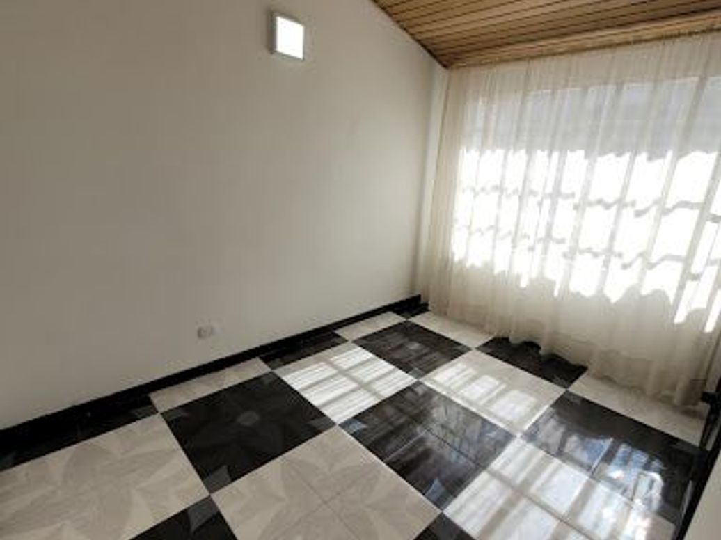 Casa en arriendo en Santa Barbara Central, Bogotá · foto 9 de 20