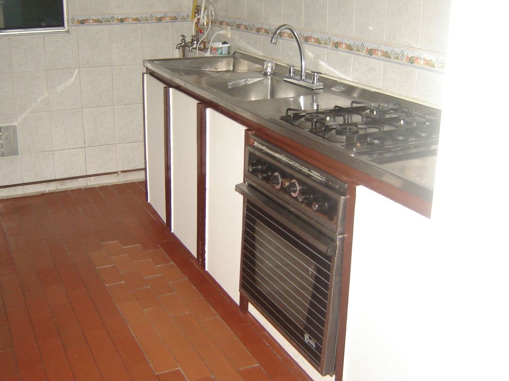 Apartamento de 2 alcobas en venta en Mochuelo Norte, Bogotá, 115 m² · foto 2 de 3