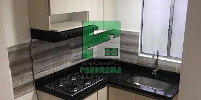 Se vende apartamento muy bien ubicado en la pradera, primer piso, consta de sal comedor, 2 alcobas, 3 closet, 1 baño cabinado, agua caliente , cocina integral, red de gas, zona de ropa, balcón, piso en cerámica.Panorama Belén 347 12 14