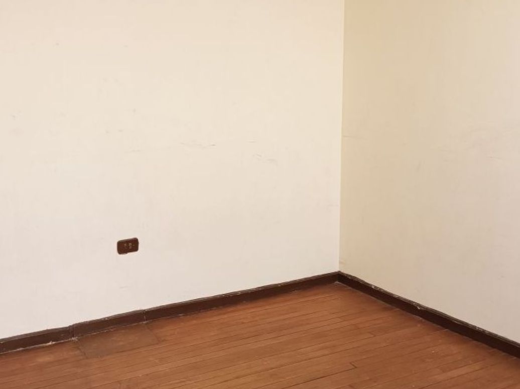 Casa de 7 alcobas en venta en El Real, Bogotá, 140 m² · foto 4 de 10