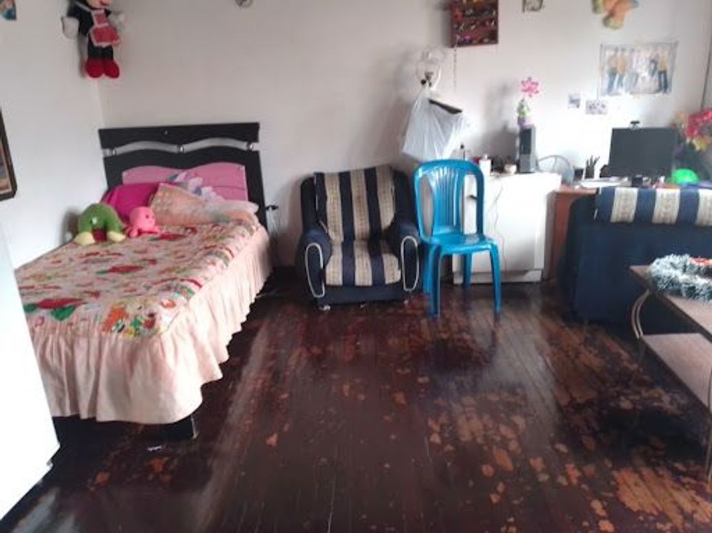 Casa de 11 alcobas en venta en Restrepo, Bogotá, 630 m² · foto 8 de 15