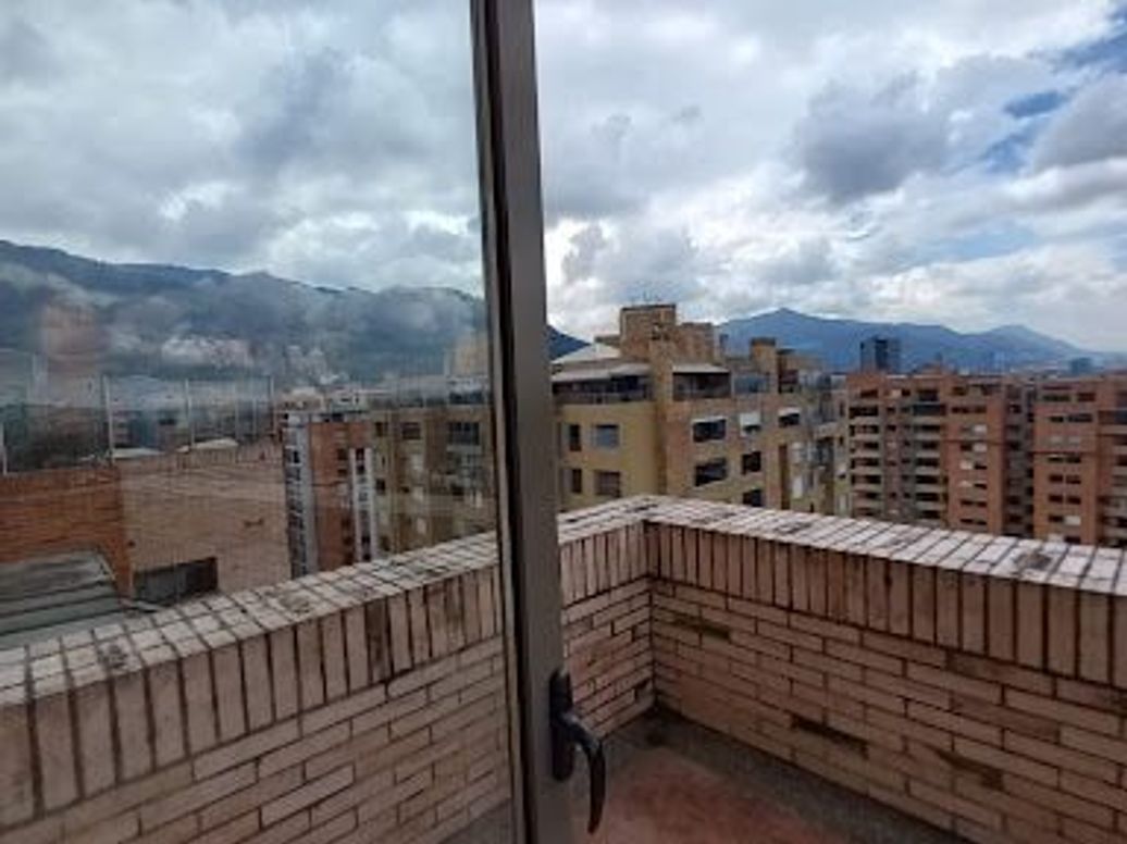 Apartamento de 3 alcobas en venta en Lisboa, Bogotá, 276 m² · foto 7 de 20