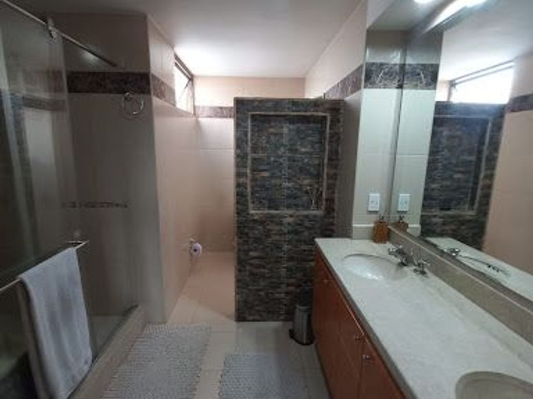 Apartamento de 3 alcobas en venta en Lisboa, Bogotá, 276 m² · foto 12 de 20