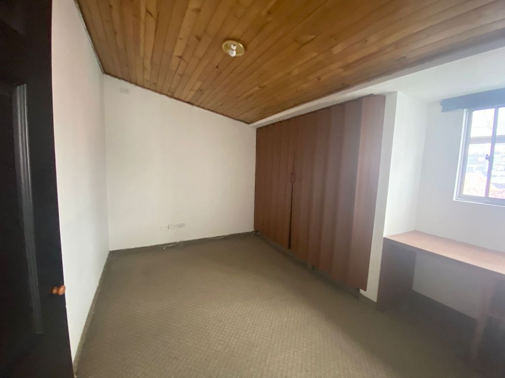 Apartamento de 4 alcobas en venta en Banco Central, Bogotá, 143 m² · foto 6 de 20