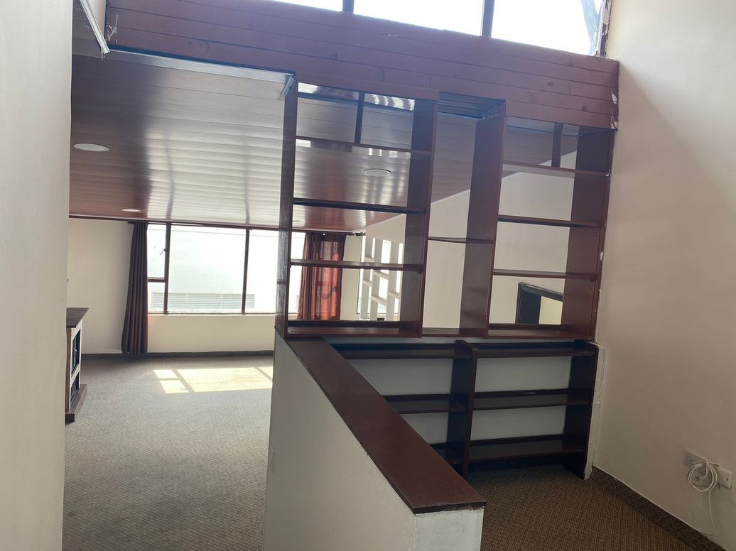 Apartamento de 4 alcobas en venta en Banco Central, Bogotá, 143 m² · foto 2 de 20