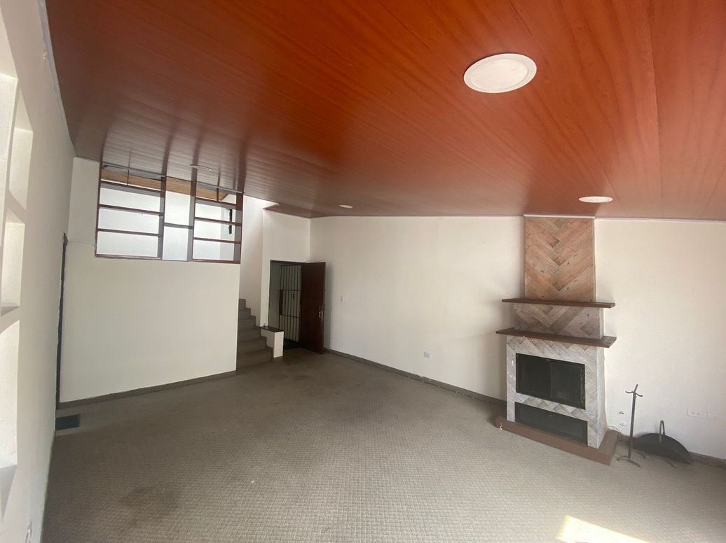 Apartamento de 4 alcobas en venta en Banco Central, Bogotá, 143 m² · foto 12 de 20
