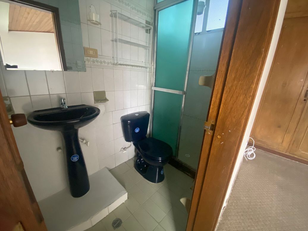 Apartamento de 4 alcobas en venta en Banco Central, Bogotá, 143 m² · foto 16 de 20