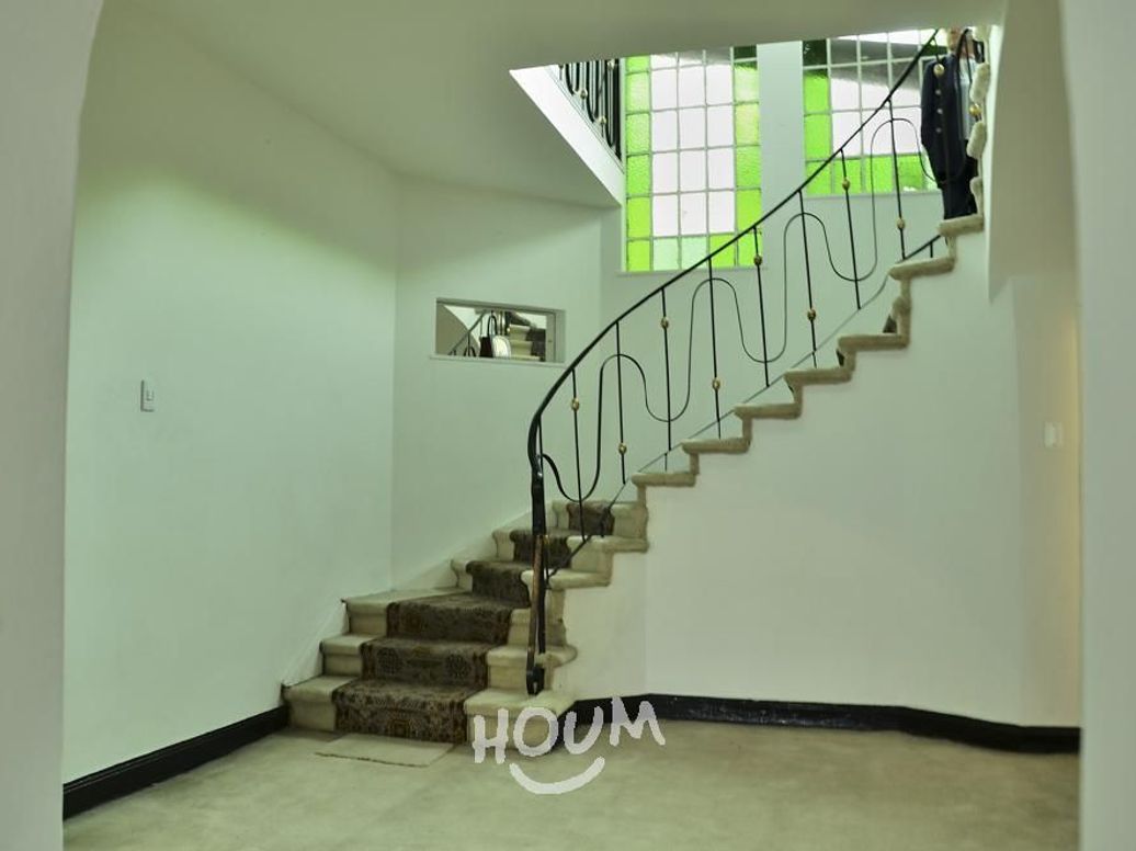 Casa de 8 alcobas en venta en Teusaquillo, Bogotá, 650 m² · foto 6 de 20