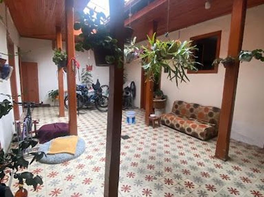 Casa de 6 alcobas en venta en La Candelaria, Bogotá, 157 m² · foto 13 de 14
