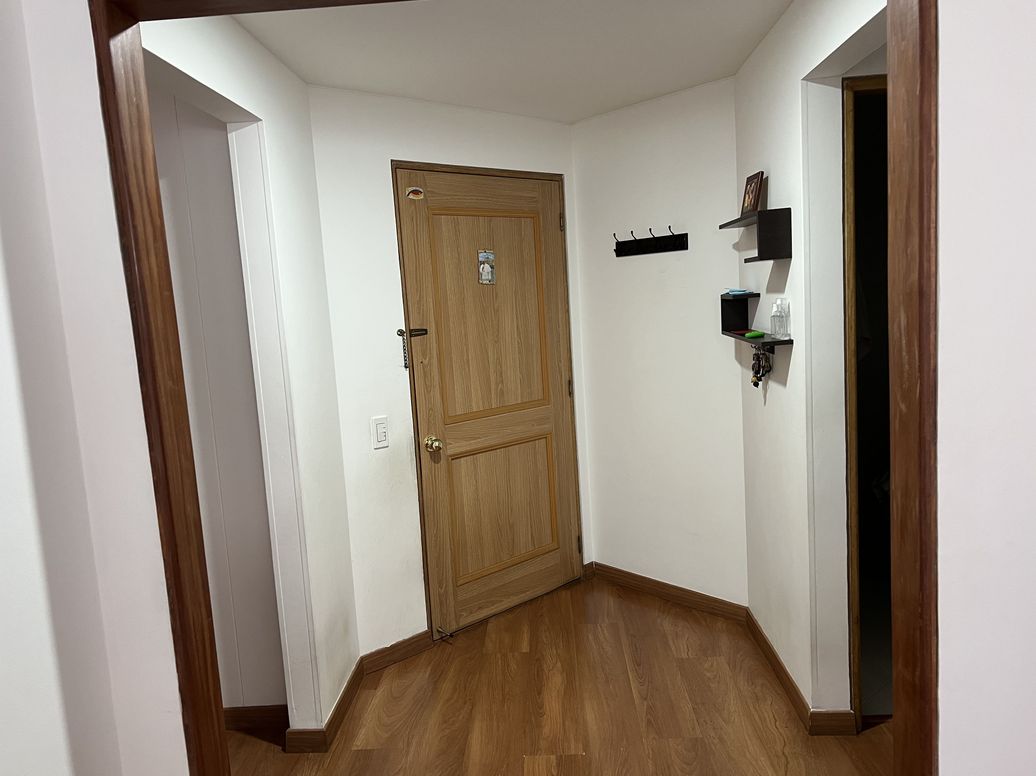 Apartamento de 3 alcobas en venta en San José Del Prado, Bogotá, 111 m² · foto 2 de 15