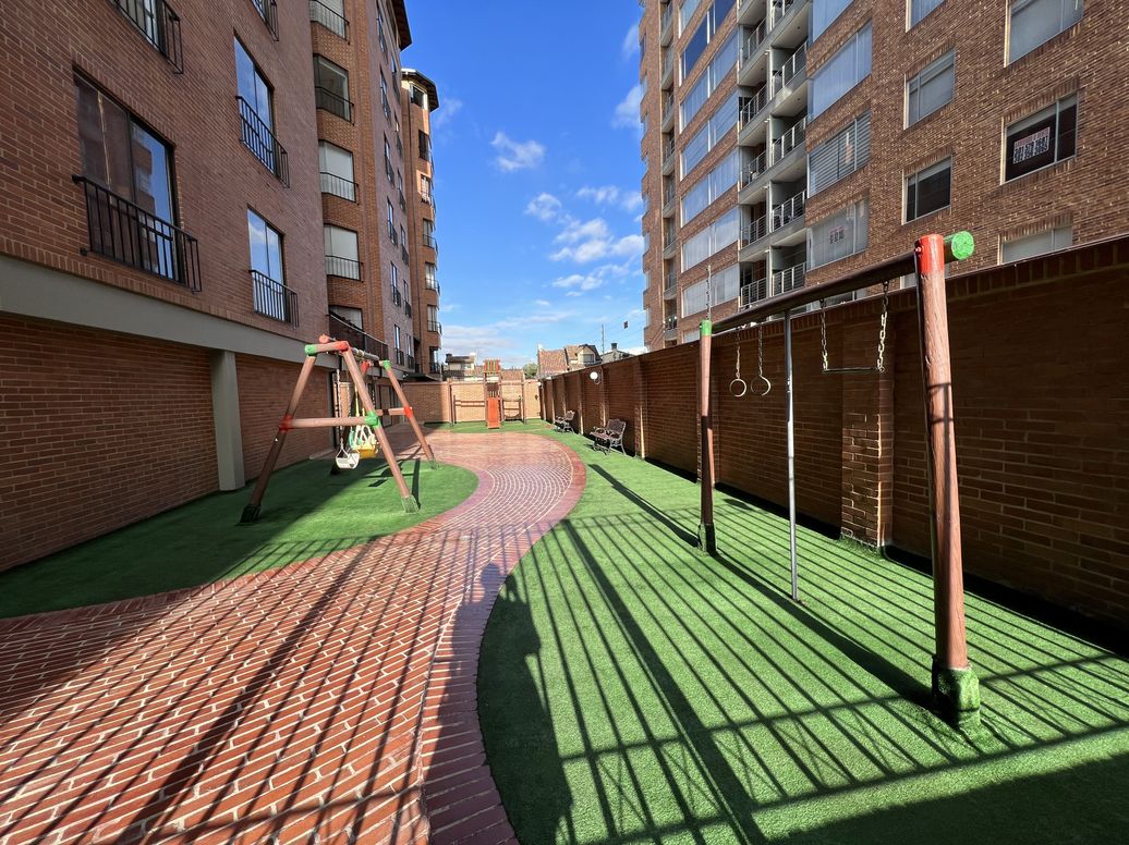 Apartamento de 3 alcobas en venta en San José Del Prado, Bogotá, 111 m² · foto 13 de 15