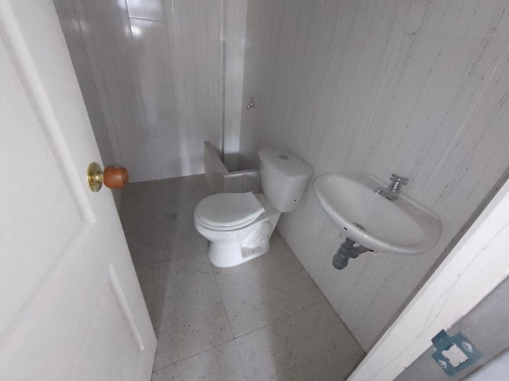 Casa de 7 alcobas en venta en Bogotá, Bogotá, 390 m² · foto 16 de 17