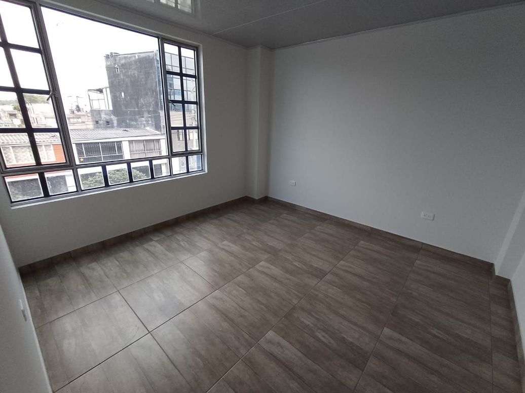 Casa de 7 alcobas en venta en Bogotá, Bogotá, 390 m² · foto 7 de 17