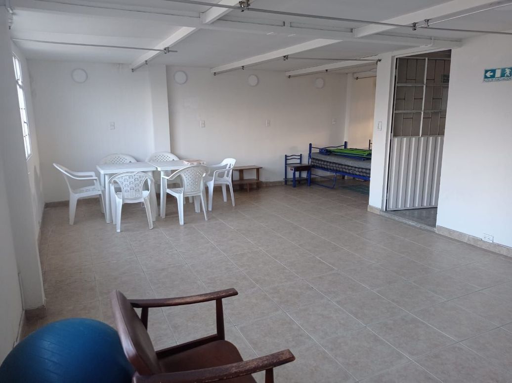 Casa de 10 alcobas en venta en Ub. Techo Bavaria, Bogotá, 340 m² · foto 13 de 20