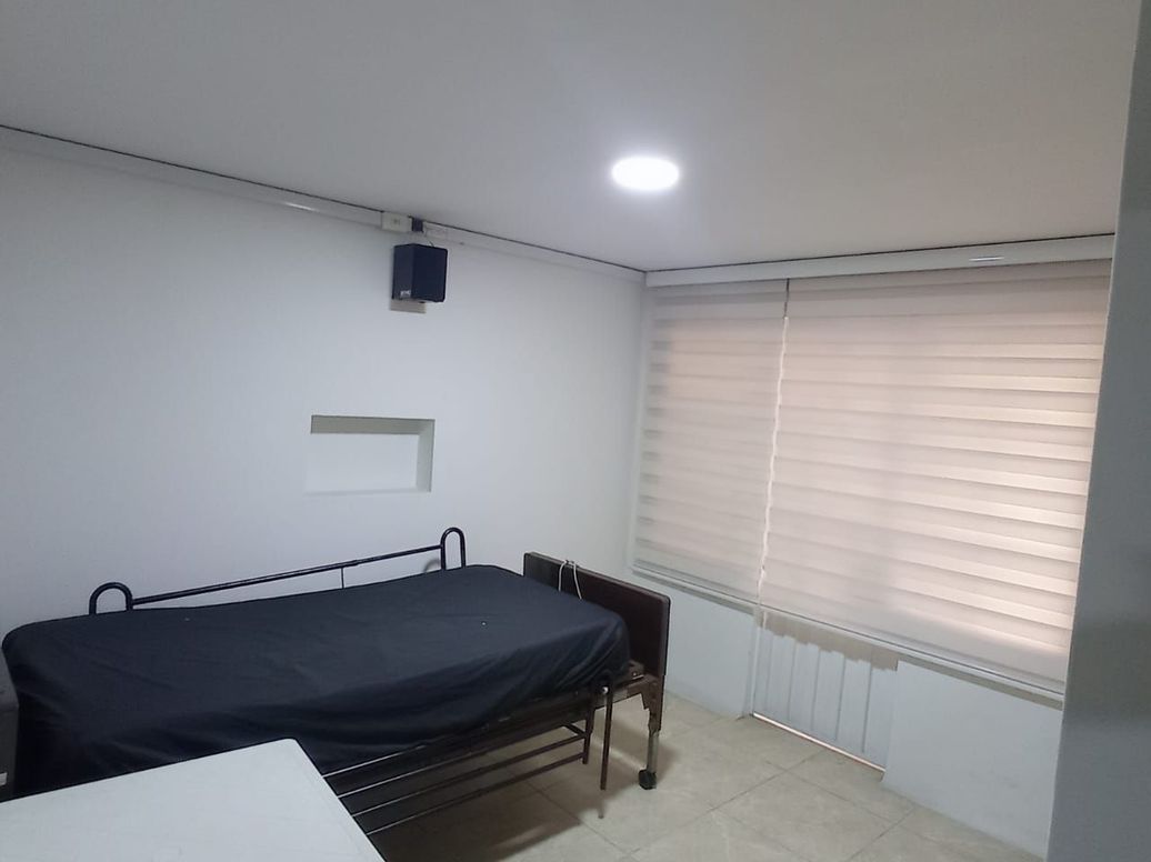 Casa de 10 alcobas en venta en Ub. Techo Bavaria, Bogotá, 340 m² · foto 20 de 20