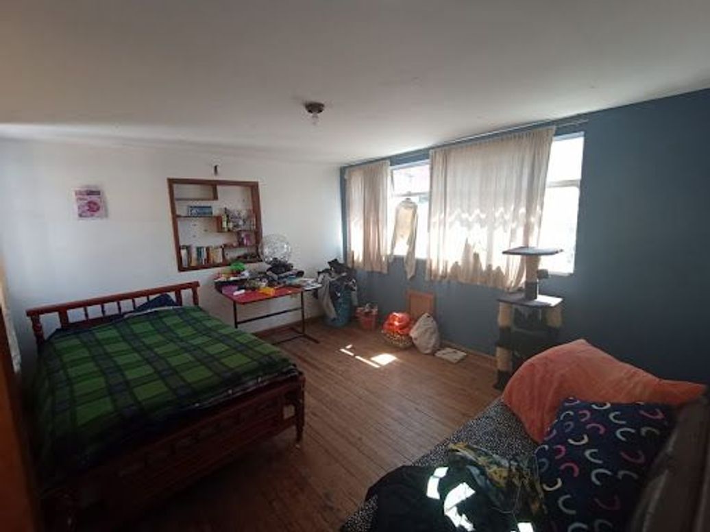 Casa de 7 alcobas en venta en Gran América, Bogotá, 325 m² · foto 13 de 20