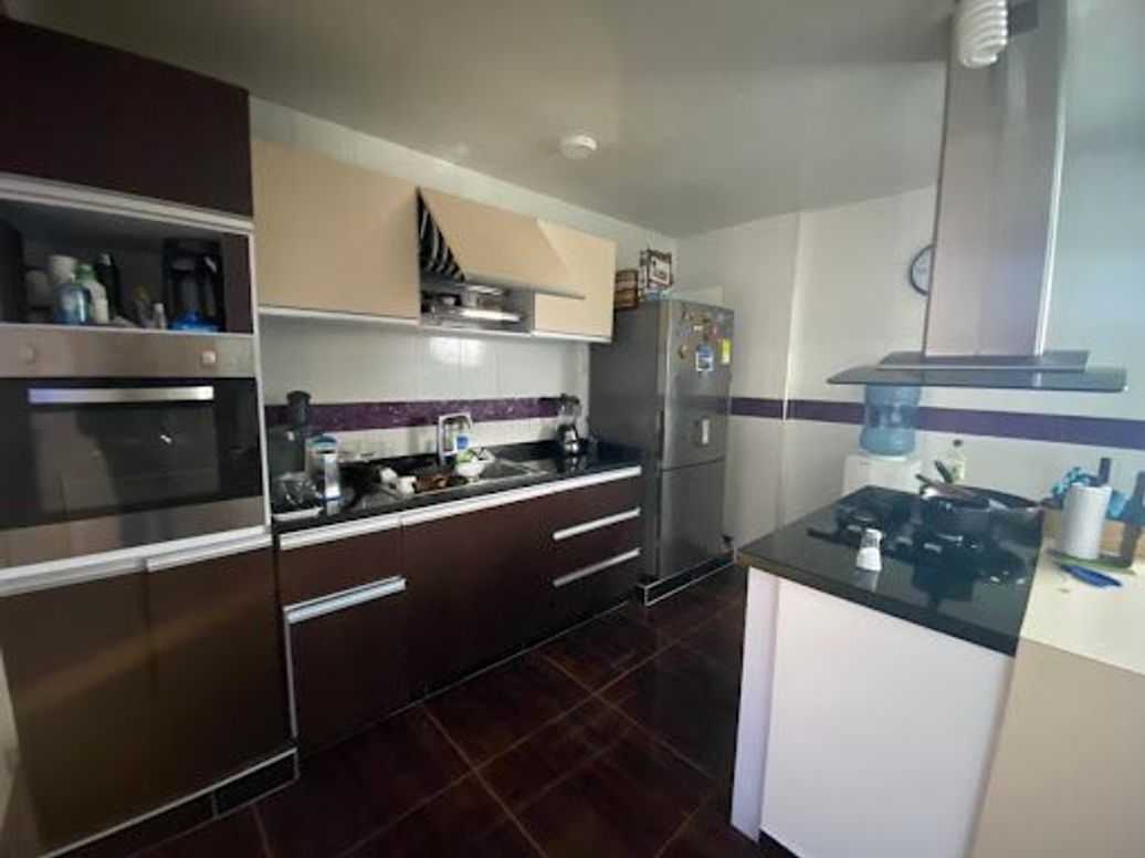 Casa de 7 alcobas en venta en Villa Rios, Bogotá, 72 m² · foto 2 de 20